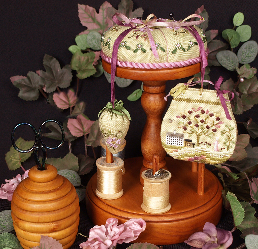 クラフト・布製品 Victoria Victorian Pincushion - Embroidery and Cross Stitch Pattern - PDF Downl
