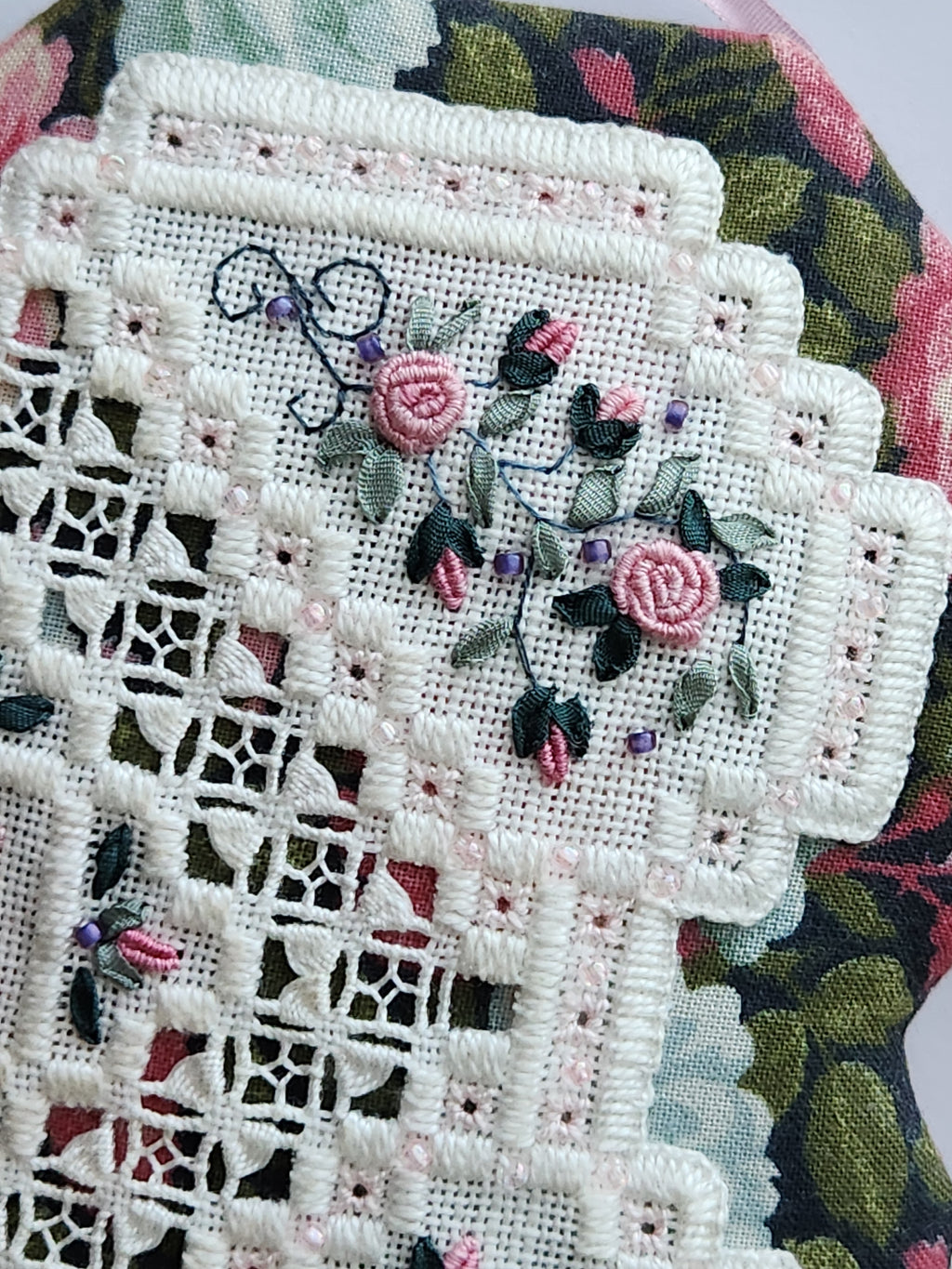 Heart Etui - Biscornu Fob - Embroidery and Cross Stitch Pattern