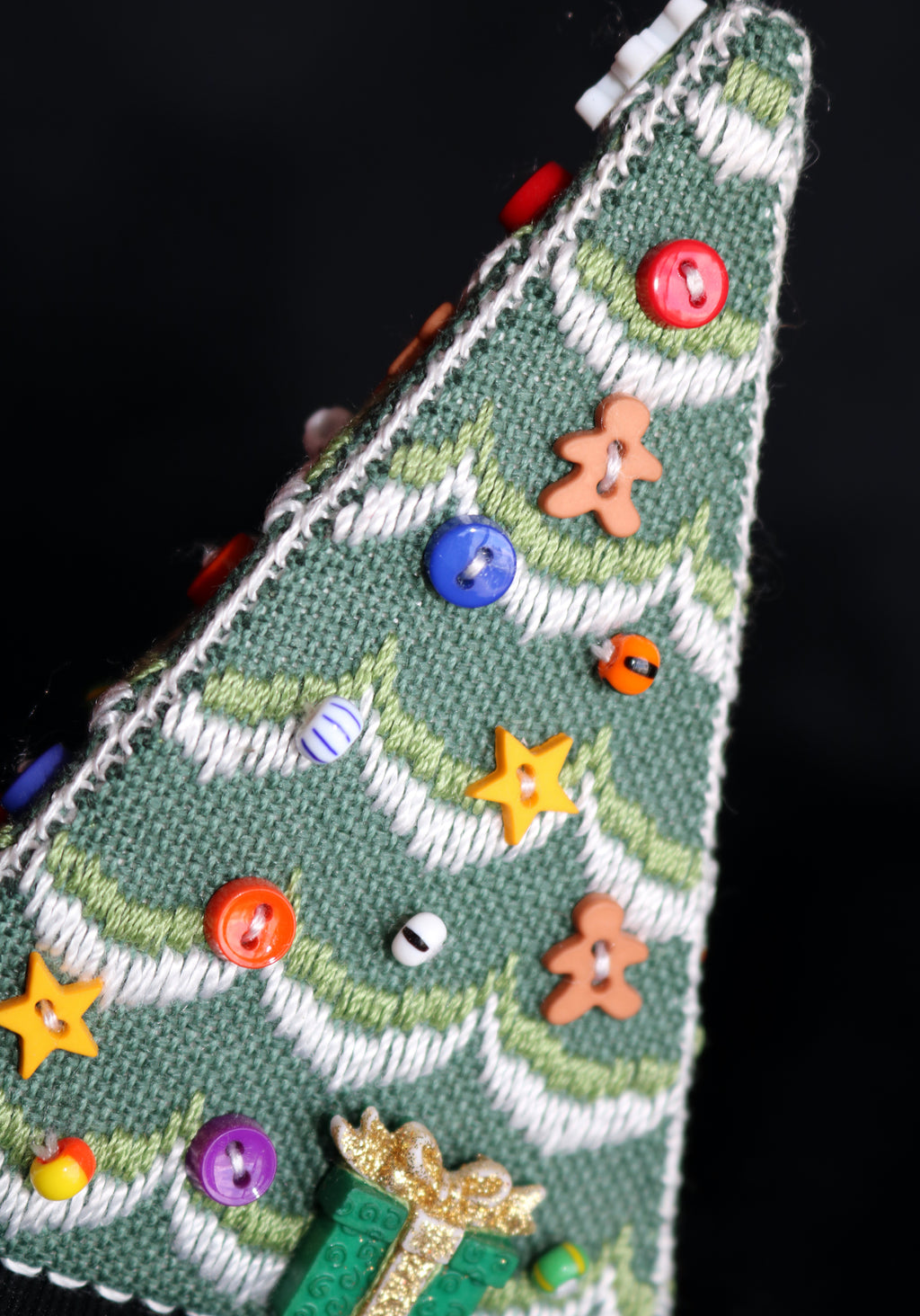 The Victoria Sampler Village Christmas Tree Leaflet