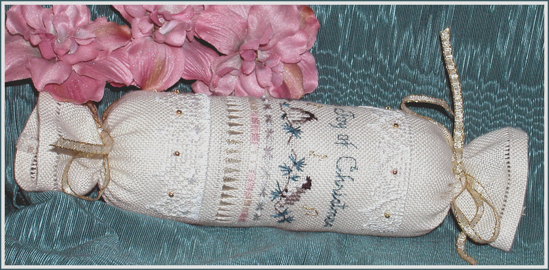 Heirloom Christmas Sampler - Christmas Embroidery and Cross Stitch Pattern - PDF Download