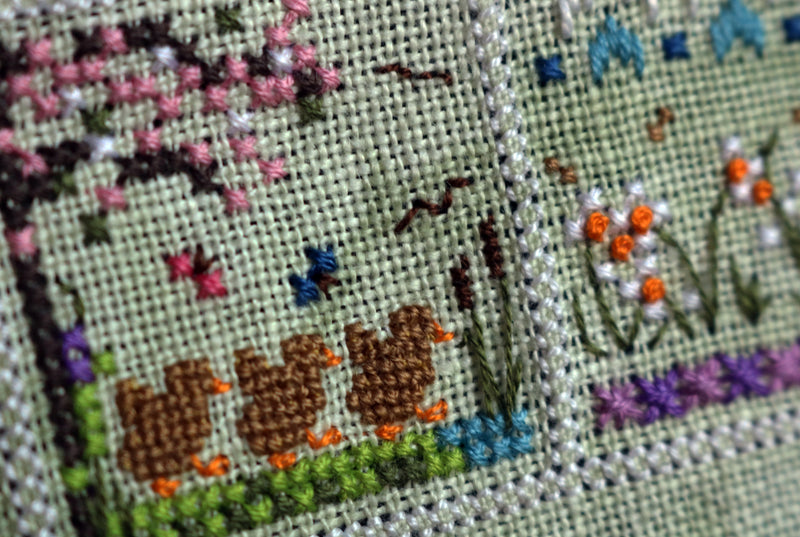 Spring has Sprung Sampler - Embroidery and Cross Stitch Pattern - PDF Download